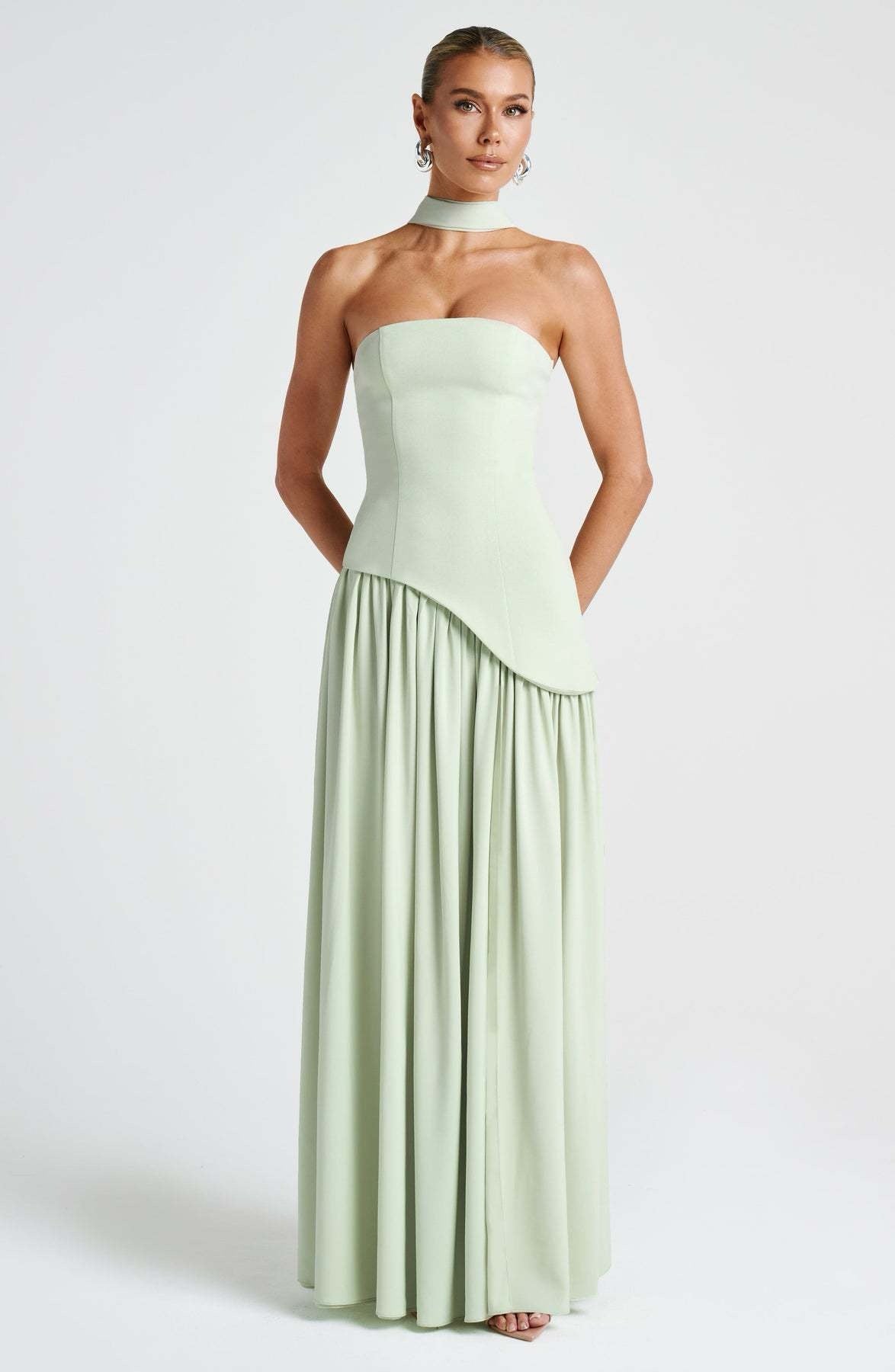 Alexander Saint Velicius dress