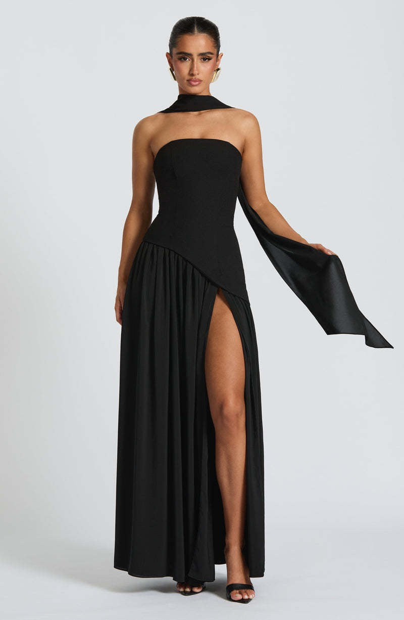 Alexander Saint Velicius dress