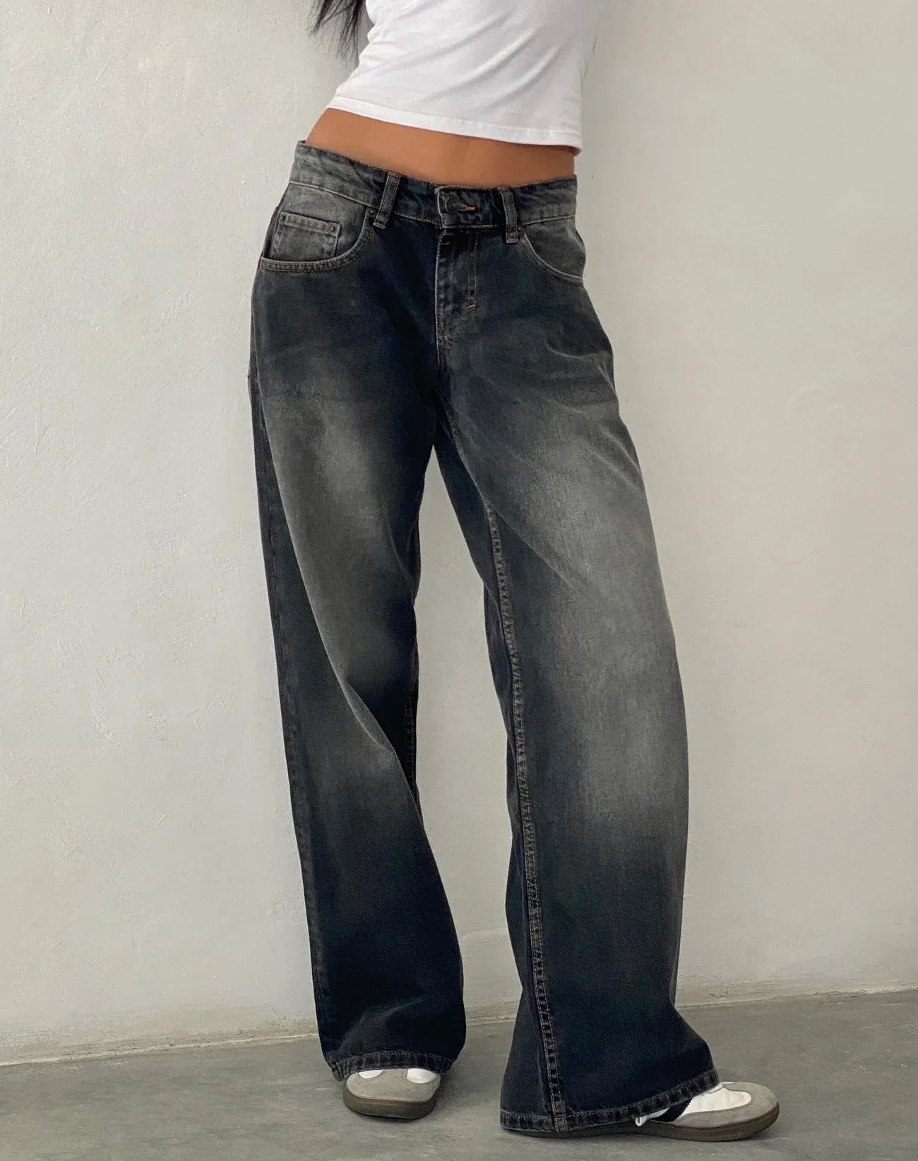 Roomy Extra Wide Low Rise Jeans